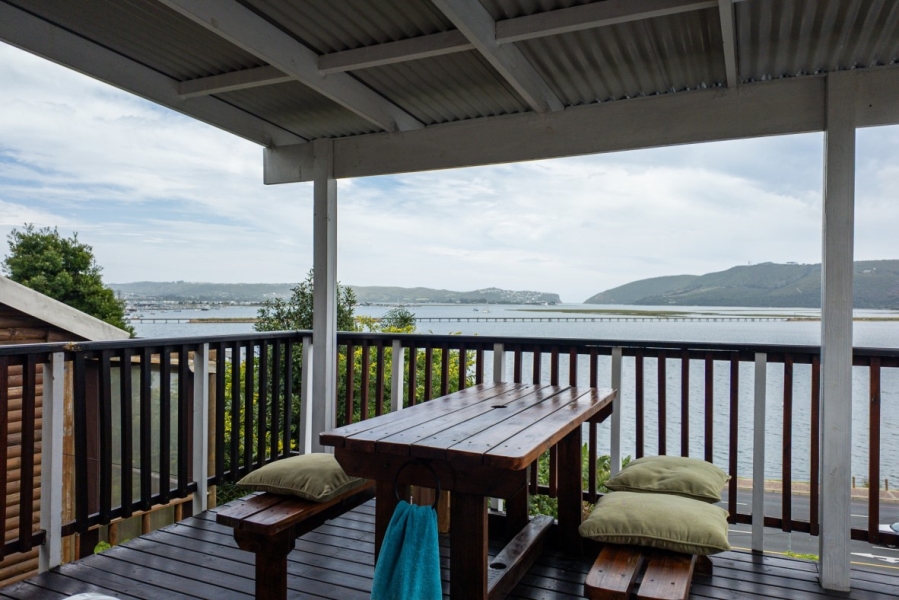 5 Bedroom Property for Sale in Paradise Western Cape